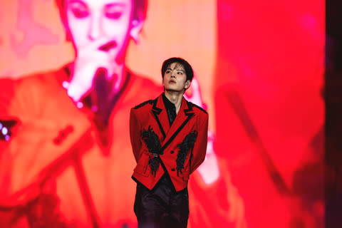 Stray Kids: The dominATE Experience